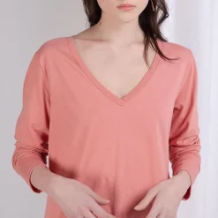 Tee-shirt en coton bio col V Alba rose