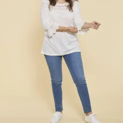Tee-shirt manches 3/4 volantées et guipure grandes tailles femme - écru blanc en coton
