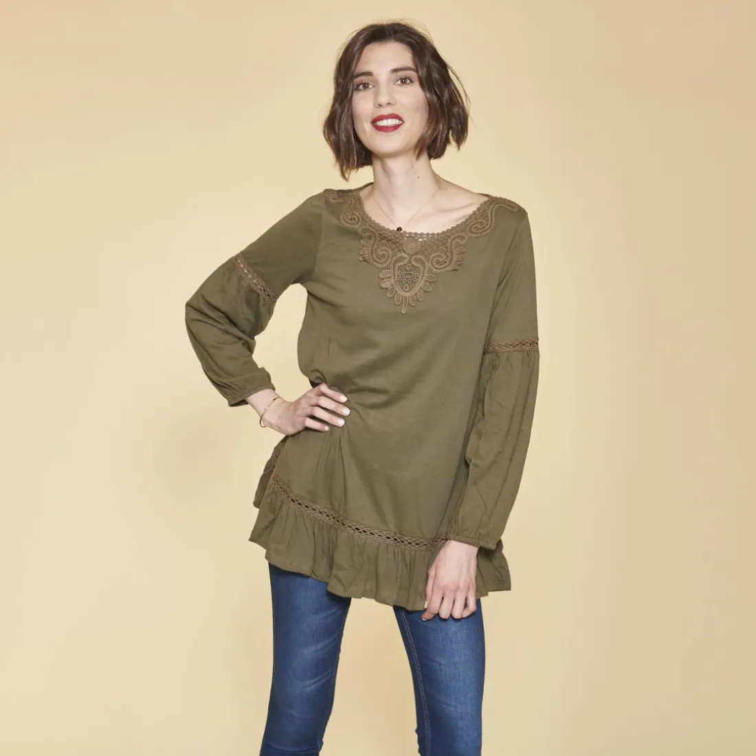 Tee-shirt manches longues élastiquées guipure et volants femme - Kaki en coton