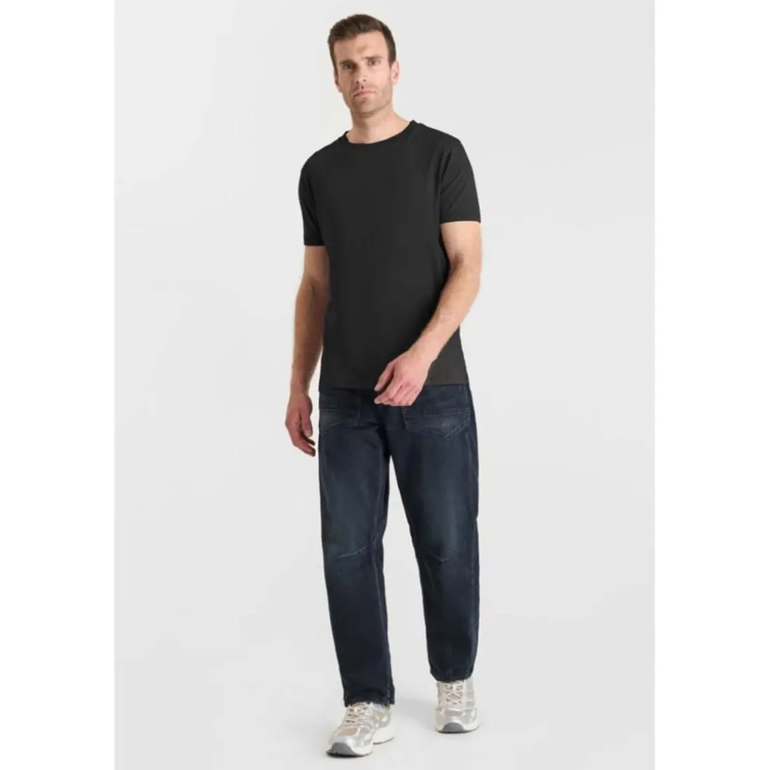 Tee-Shirt OBROWN noir en coton Dirk