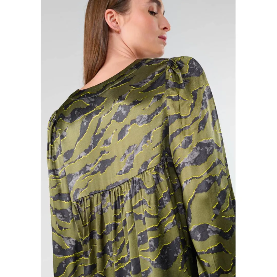 Top CHIMA vert en viscose Nola