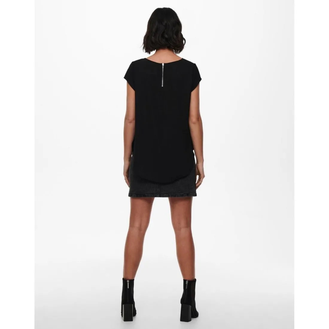 Top Col rond Manches courtes noir Amy