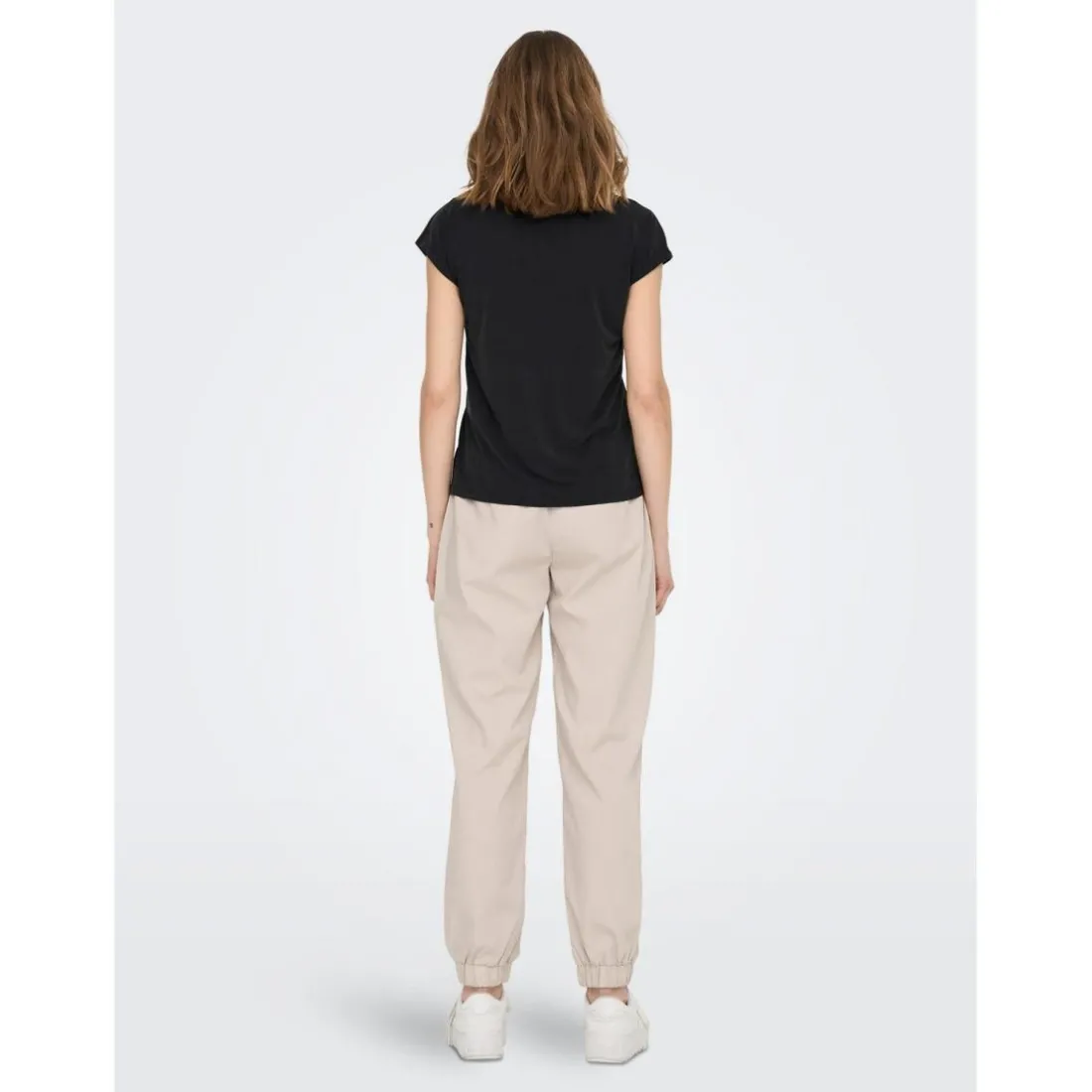 Top col V noir en coton modal