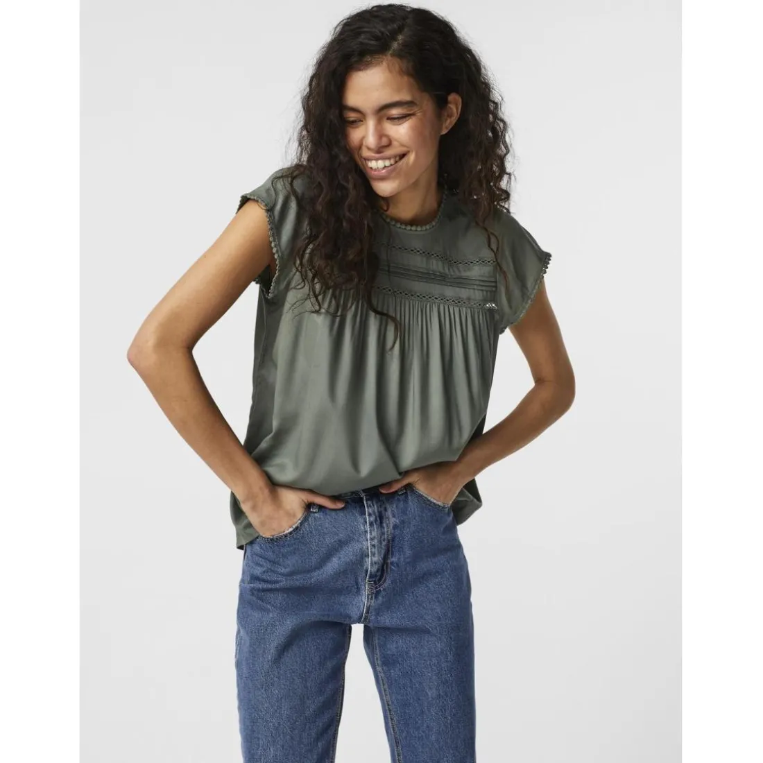Top fermeture par bouton col carré sans manches vert en viscose Tia