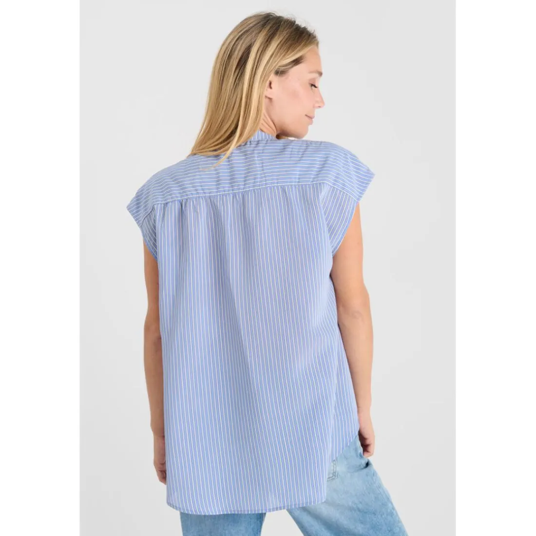 Top HANNON bleu en viscose Pia