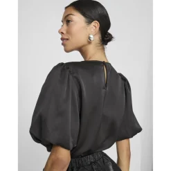 Top manches 2/4 en satin Viellette noir Uma