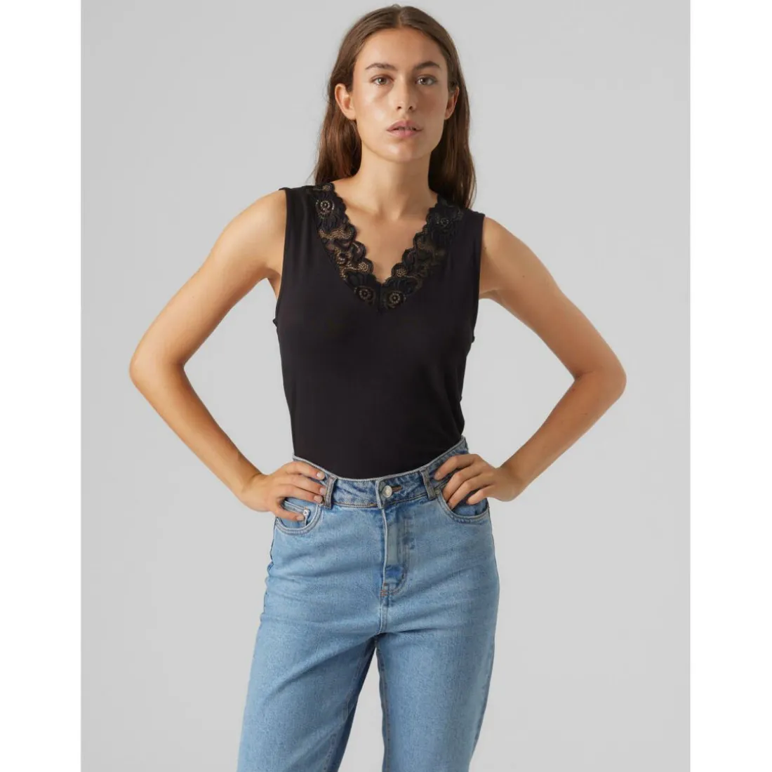 Top Regular Fit Col en V Sans manches noir Hattie