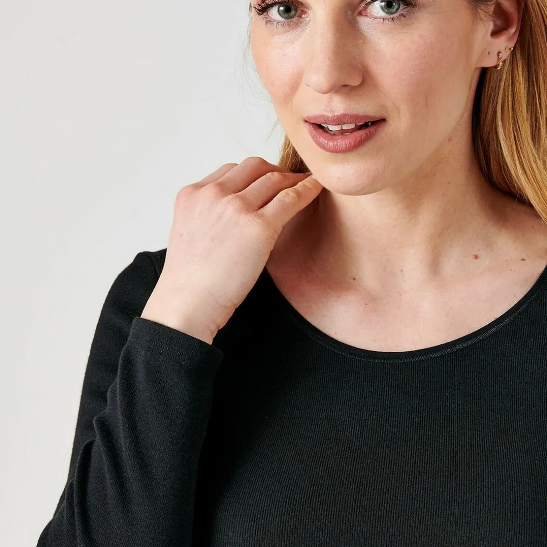 T-shirt à manches longues noir pour femme en coton