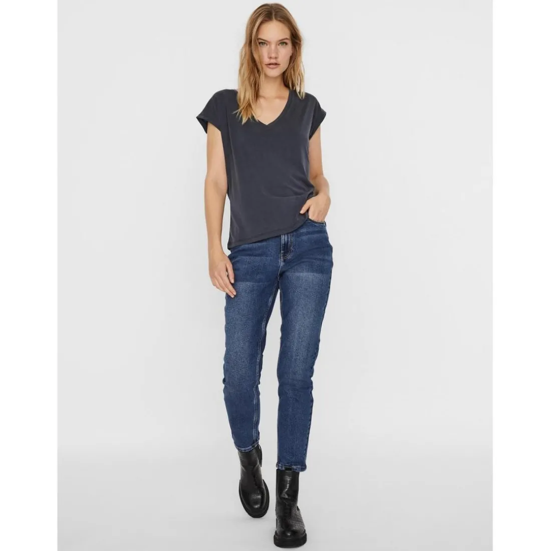 T-shirt Relaxed Fit Col en V Manches courtes Longueur regular bleu Lila