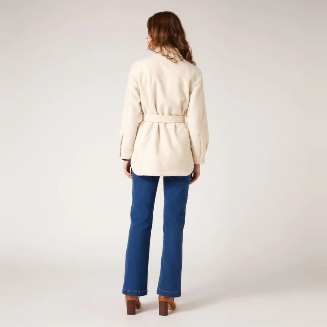 Veste ceinturée écru