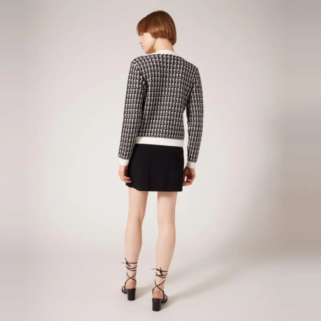 Veste courte boutonnée noir