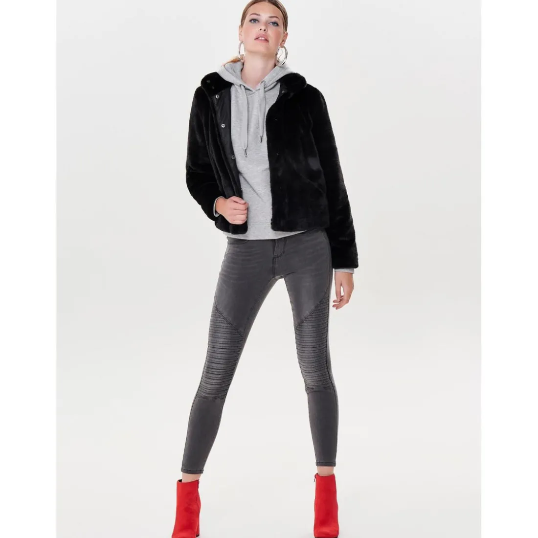 Veste en fausse fourrure Col haut Manches longues noir